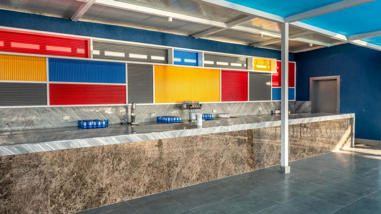 الفندق الباتروس ووتر فالي ريزورت نيفير لاند - الغردقة